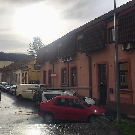 Casa Pino Hotel Braşov Buitenkant foto