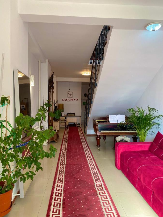 Casa Pino Hotel Braşov Buitenkant foto